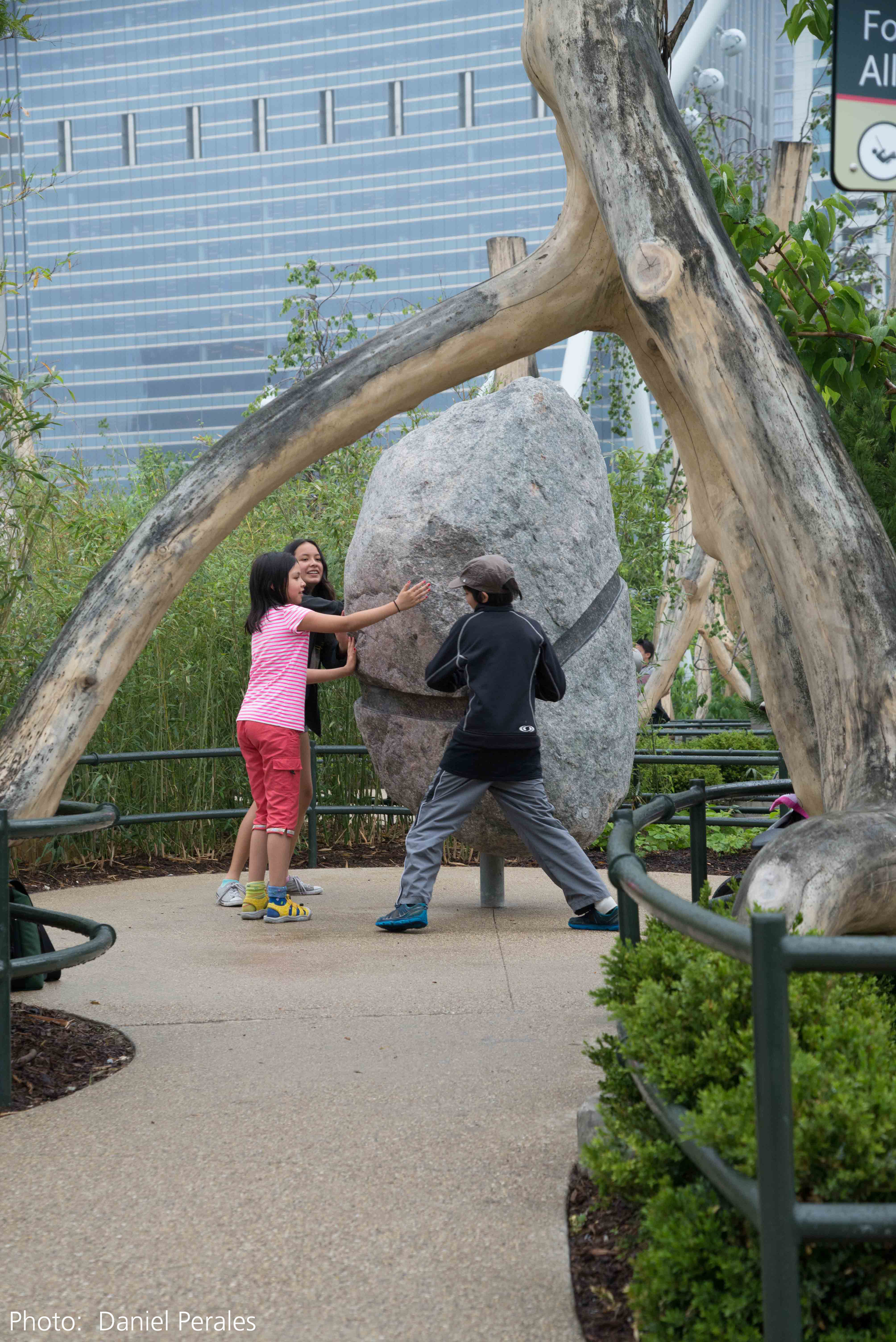 Turning Stone, weight = 3 – 4 t, height = 1.76 m